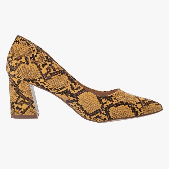 Snakeskin Print Pumps – Yellow, Chunky Heel, Pointed Toe - Picture 11 of 11